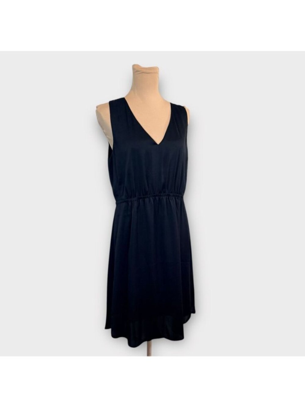 Madewell Satin V Neck Mini Dress 8 Black Classic Minimalist Work Date Night EUC